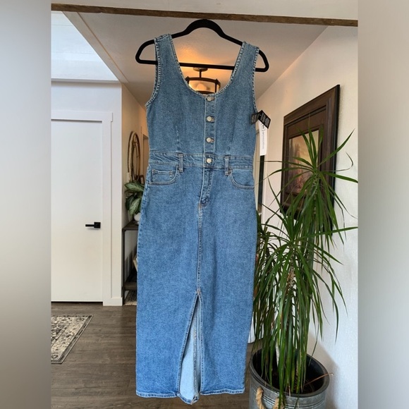 regeneration Dresses & Skirts - Regeneration Overall Denim Dress Sleeveless MIDI Women’s Medium NWT